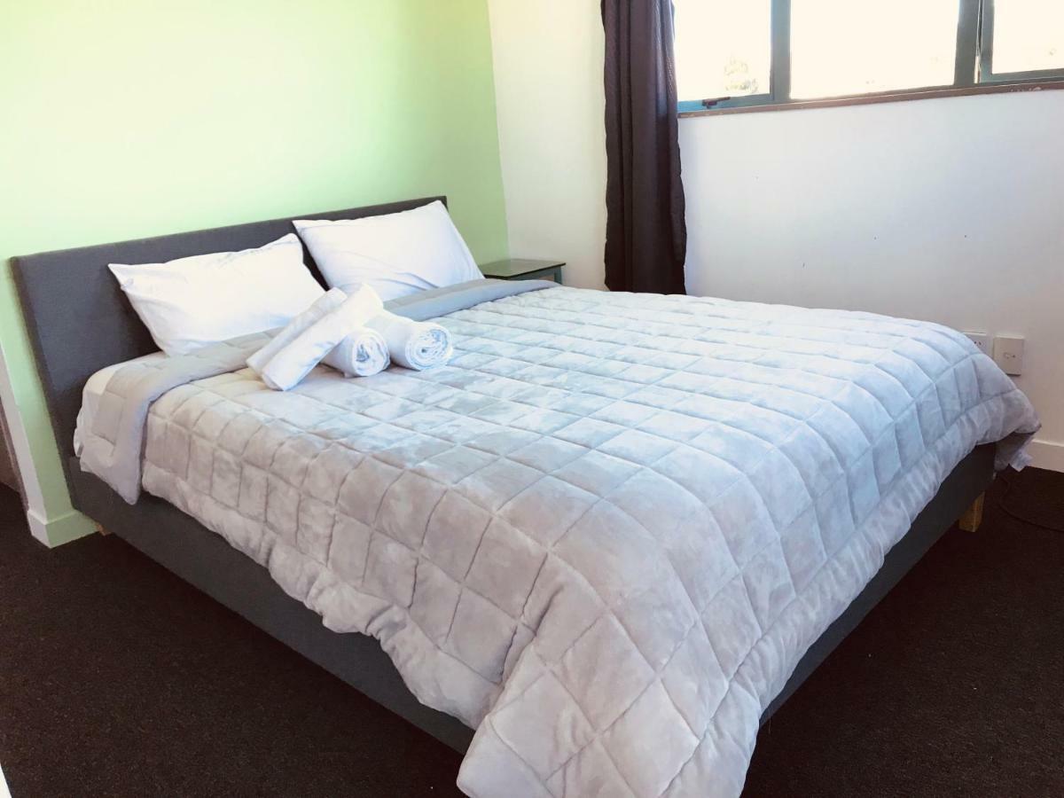 Red Rose Motel Taupo Dış mekan fotoğraf