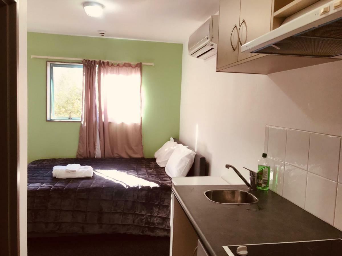 Red Rose Motel Taupo Dış mekan fotoğraf