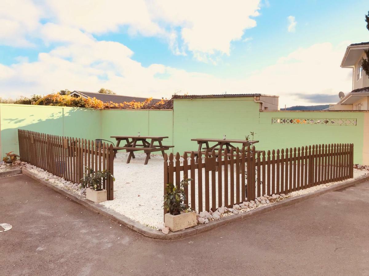 Red Rose Motel Taupo Dış mekan fotoğraf